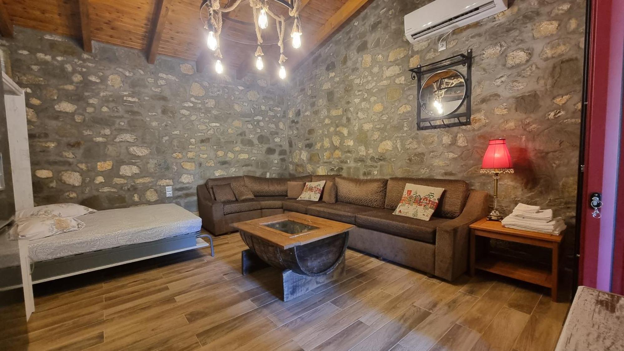 House With Big Garden And Barbeque In Nature Vourgareli Dış mekan fotoğraf